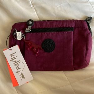Red Nylon Kipling Large Zip Wallet NWT